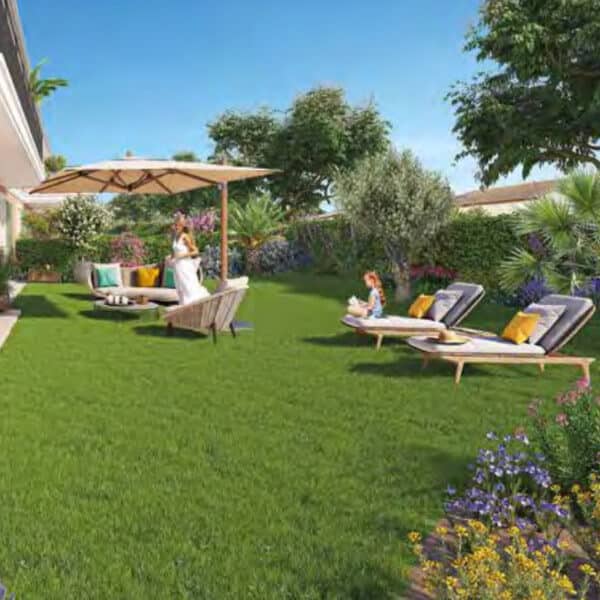 Ensoleilla Cogolin programme immobilier neuf piscine Pinel PTZ jardin privatif salon chaises longues